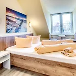 Kiebitz An Der Ostsee 3*