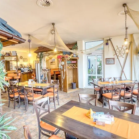 Kiebitz An Der Ostsee Börgerende-Rethwisch